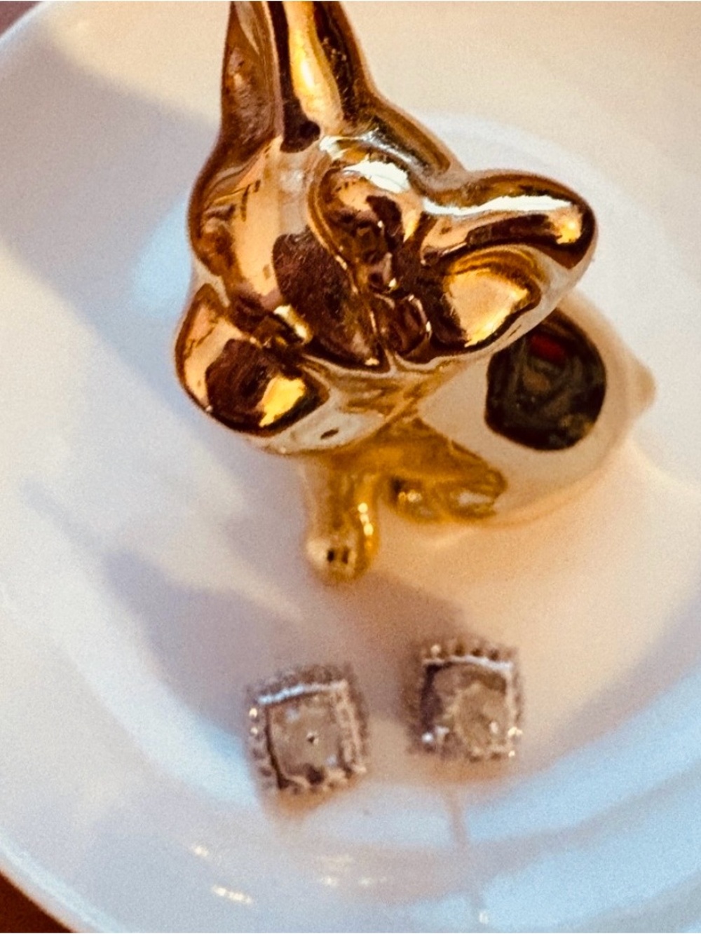 EUC morganite stud earrings Elegant Silver Stud Earrings. White stone w/ pink - Picture 7 of 7